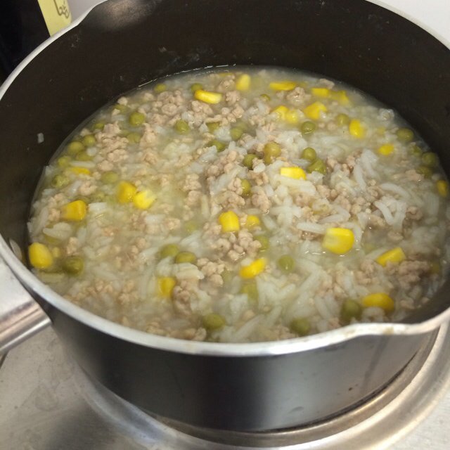 玉米瘦肉小米粥