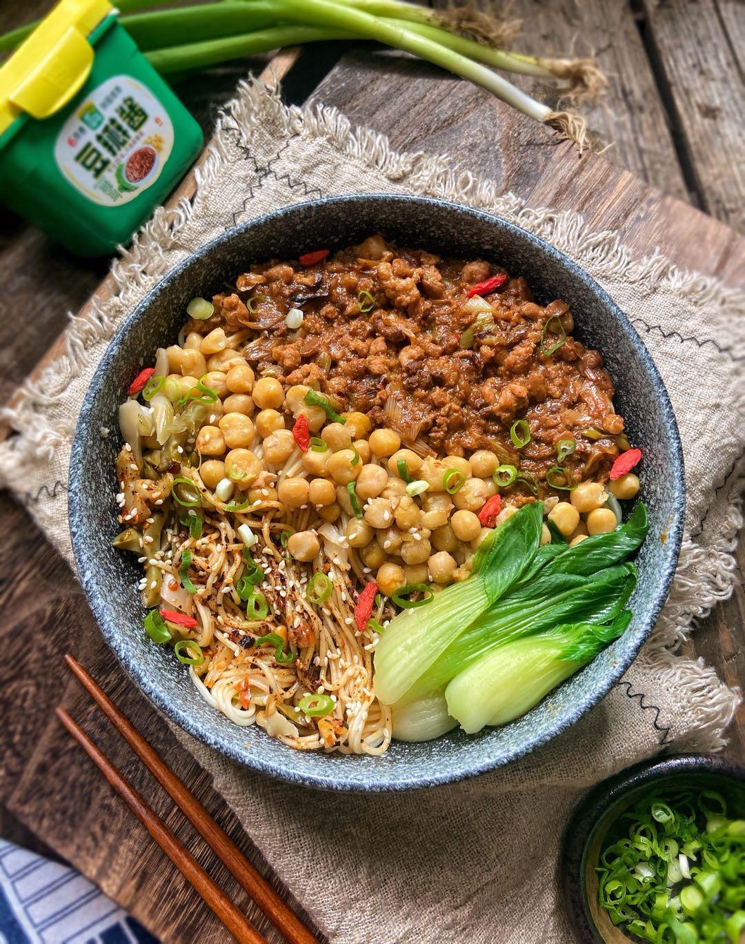 炒@六月香碗杂面的做法