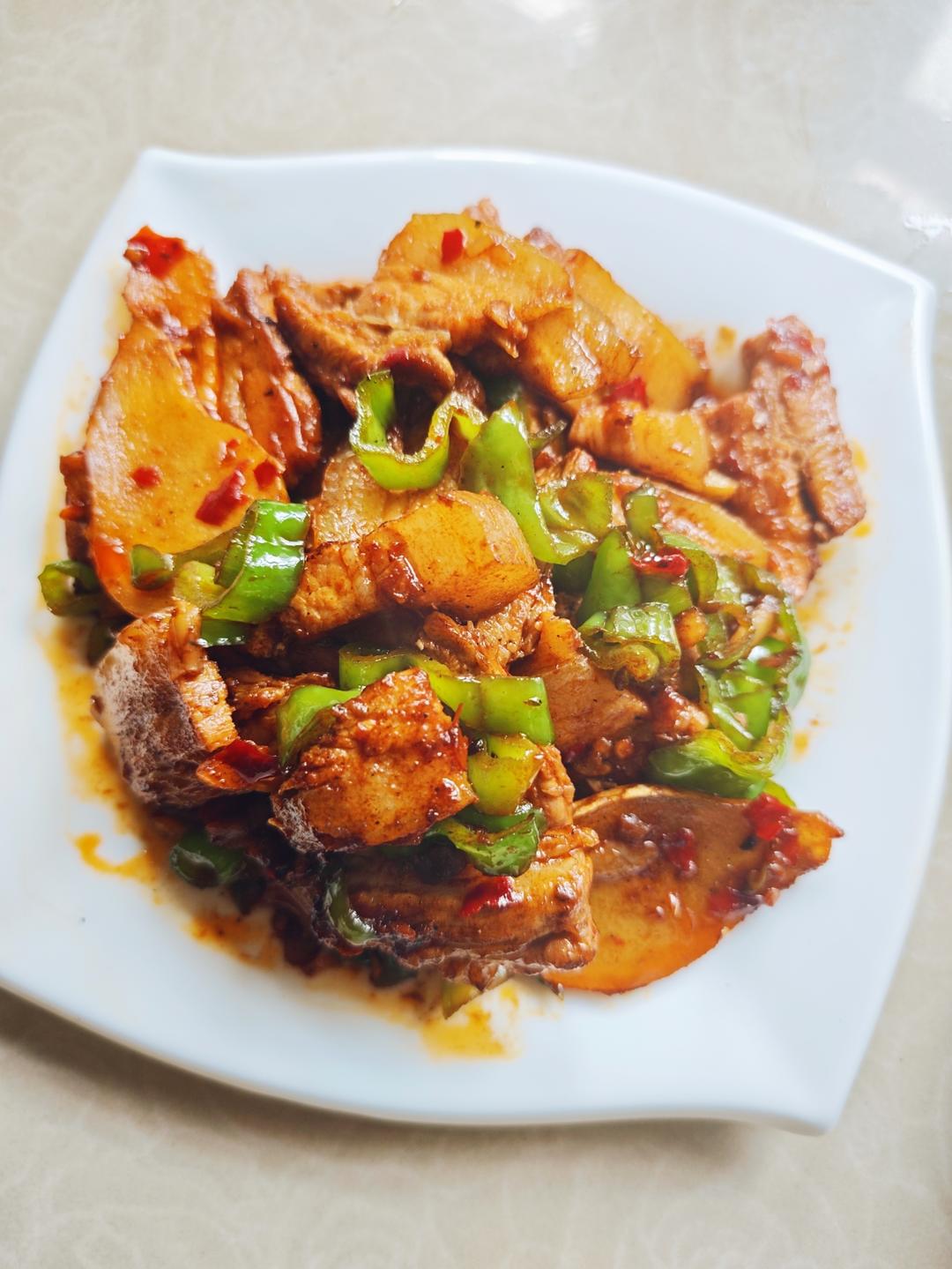 无敌下饭的四川小炒（家庭自制版）｜回锅肉