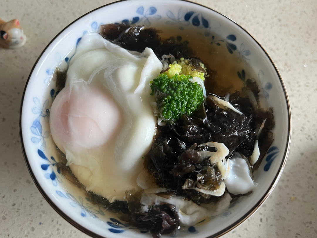 「汤水荷包蛋🥚」
