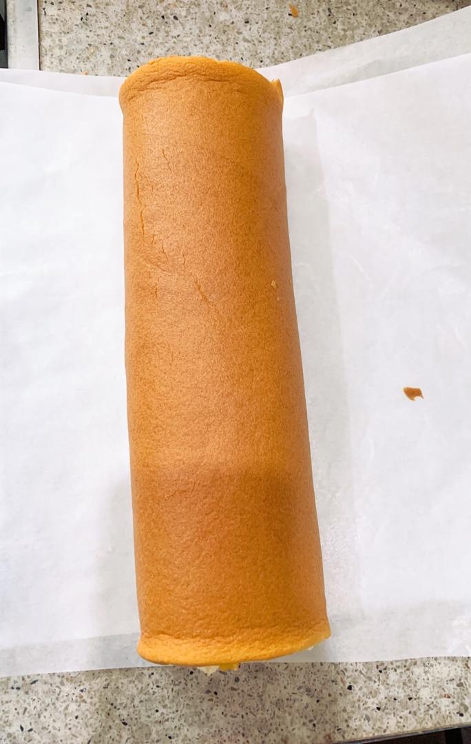 《Tinrry下午茶》教你做基础原味蛋糕卷