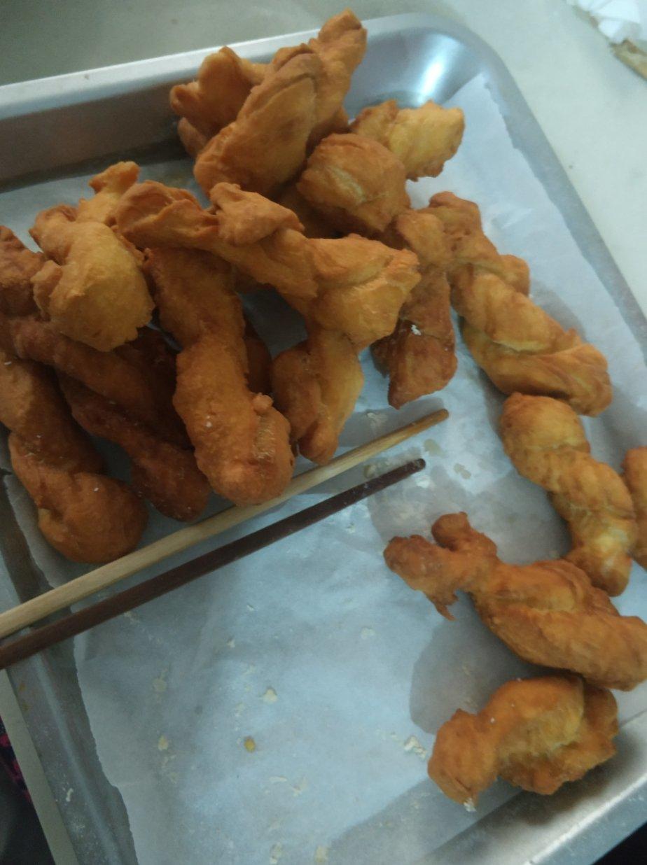 鲜奶软麻花