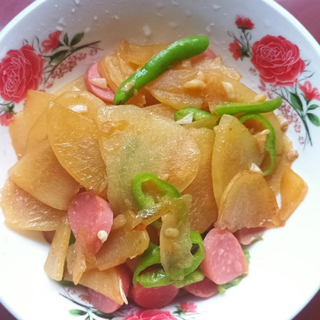 土豆片炒火腿肠