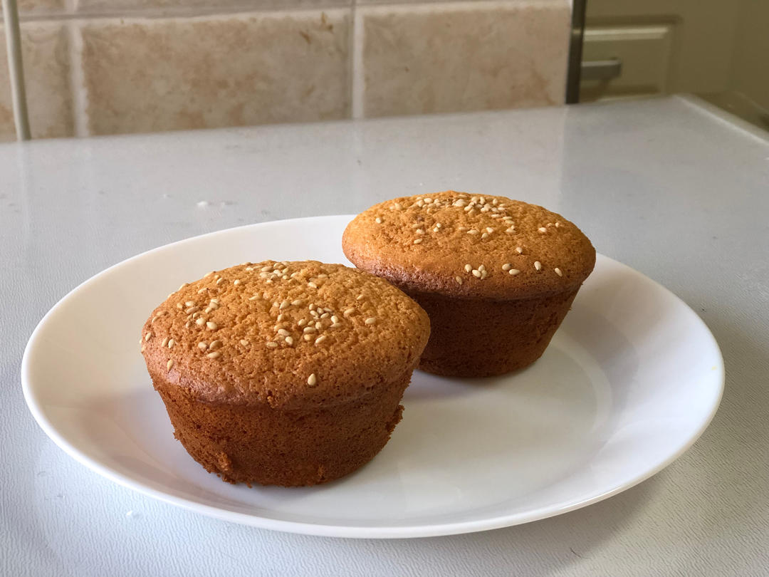 非常简单的老式蜂蜜蛋糕