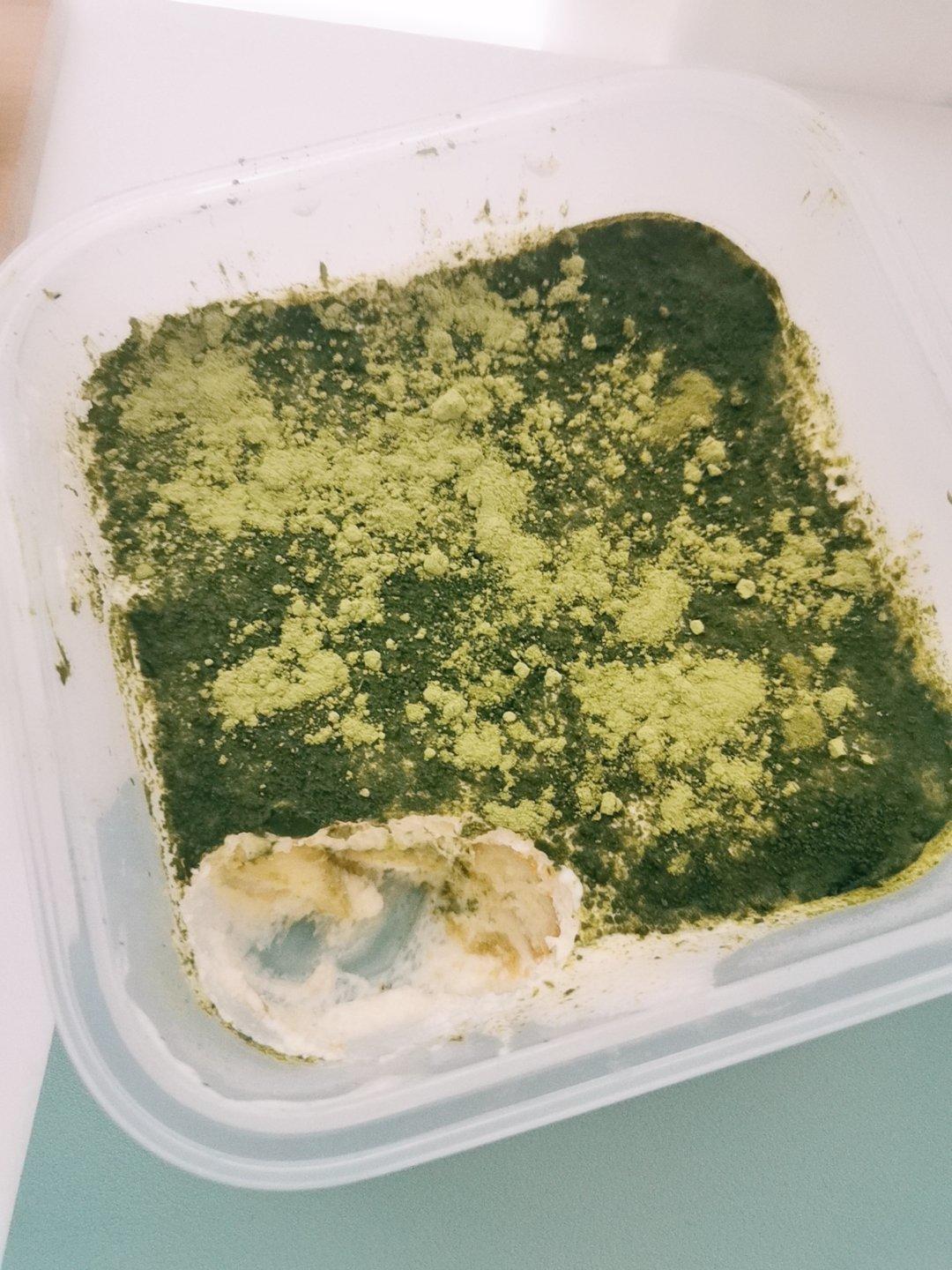 在欧洲学会的经典版提拉米苏