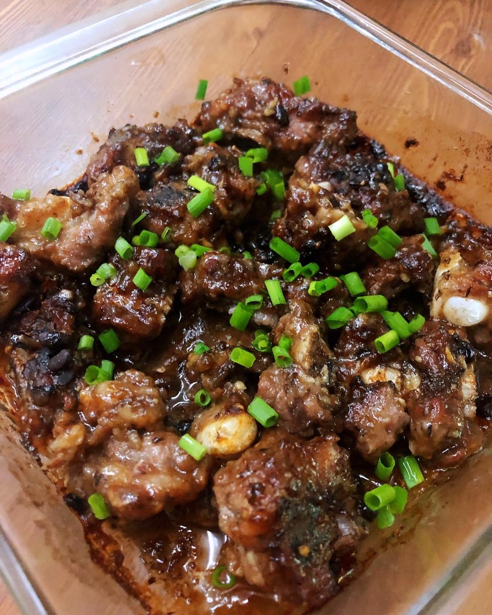 《Tinrry+》烤箱菜：豉汁排骨