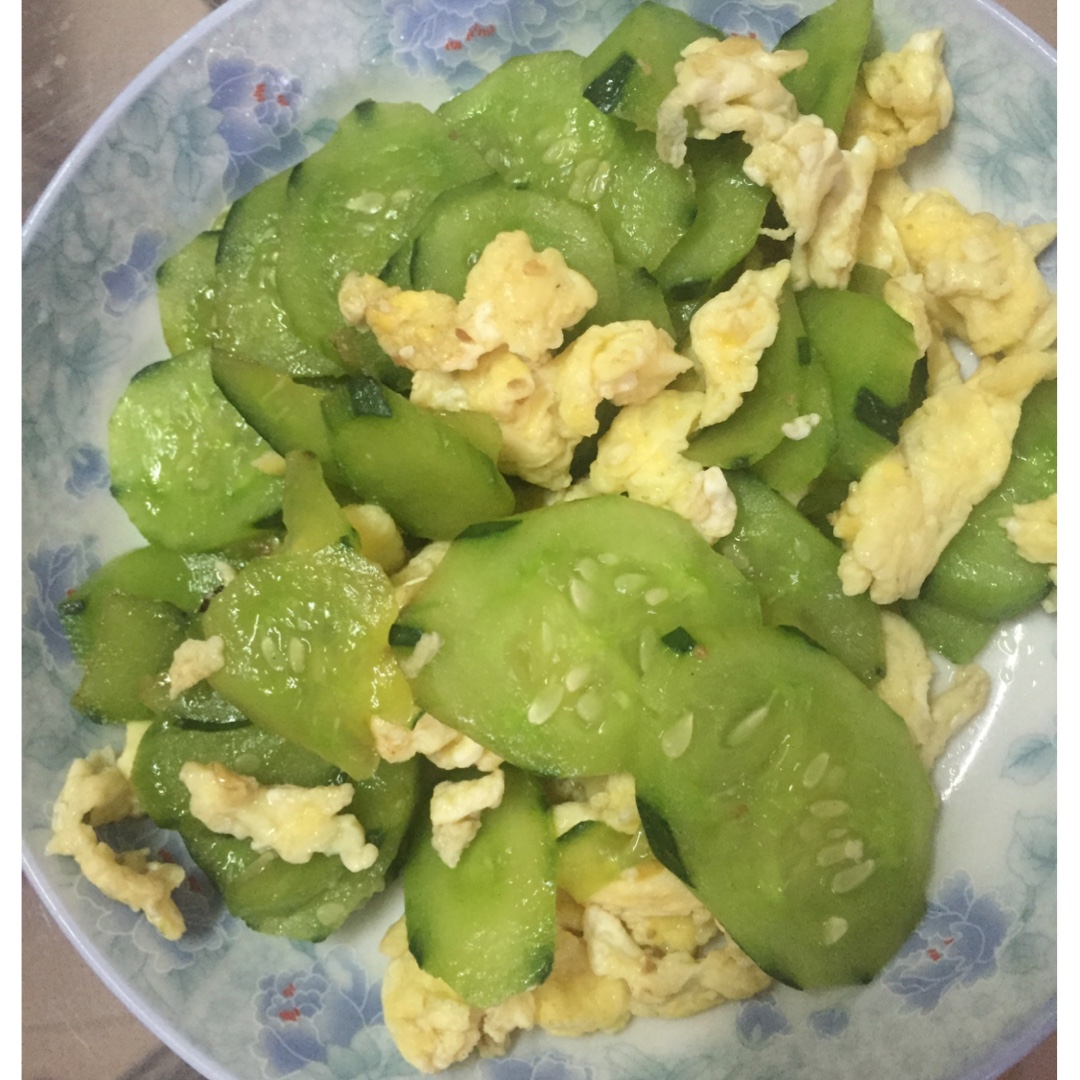 黄瓜炒蛋