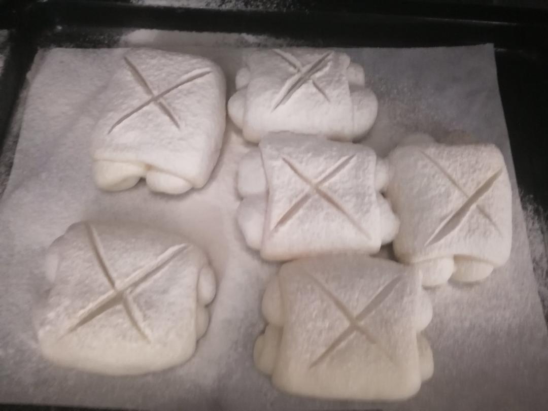 超软牛奶小面包