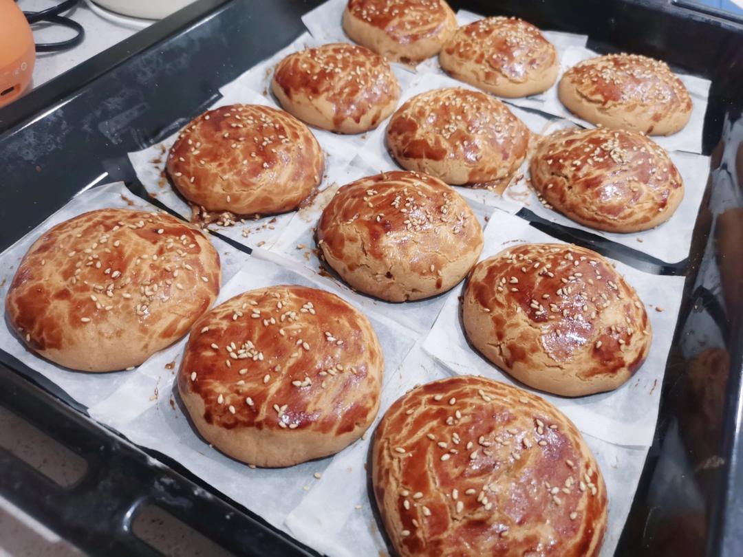 果仁拖罗饼（果仁椰丝月饼）