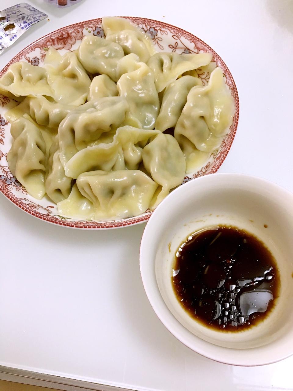 芹菜猪肉馅儿饺子