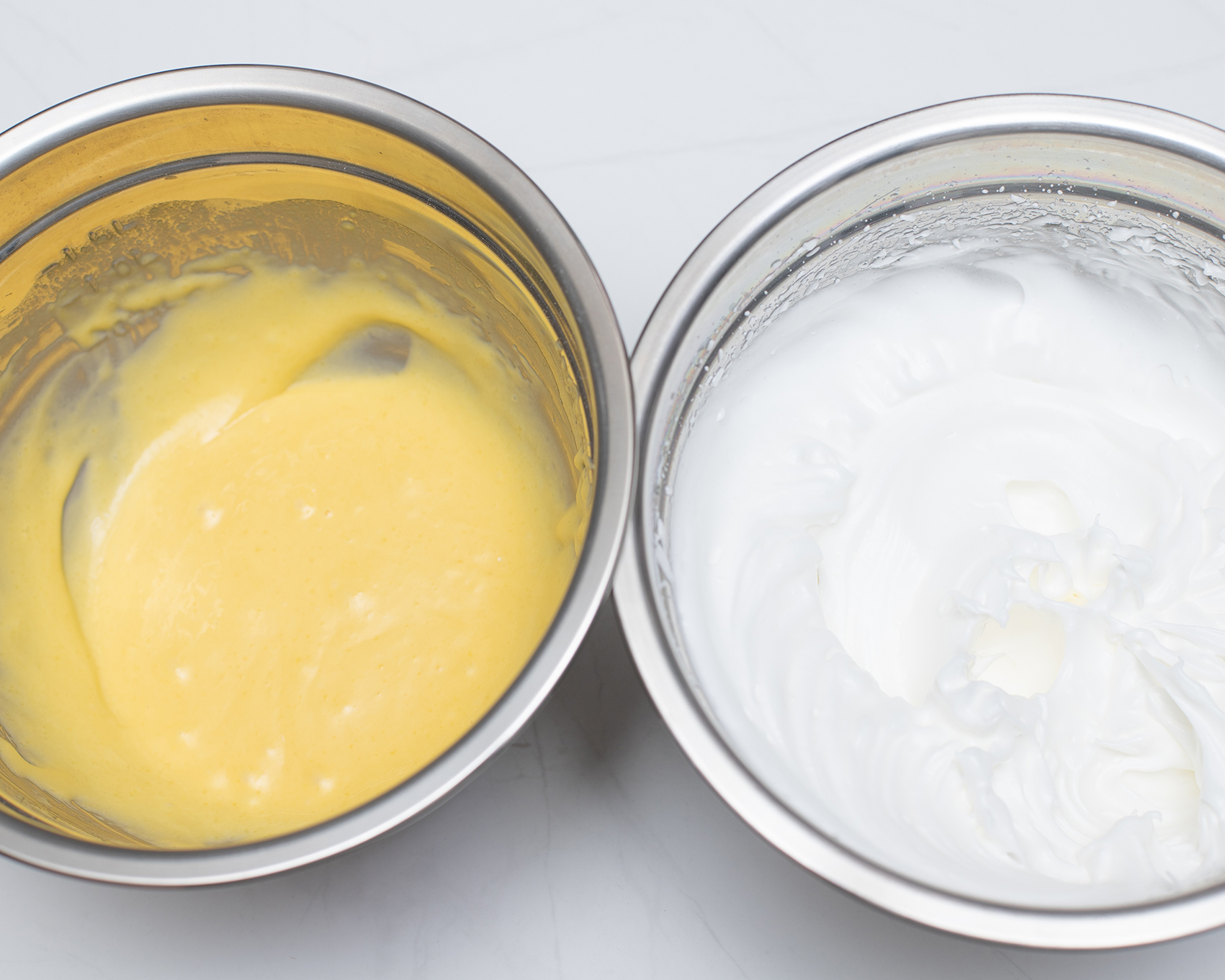 简单又好吃的海盐奶盖爆浆蛋糕教程配方！的做法 步骤8