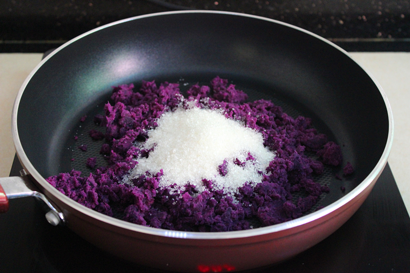 紫薯水晶饼的做法 步骤2