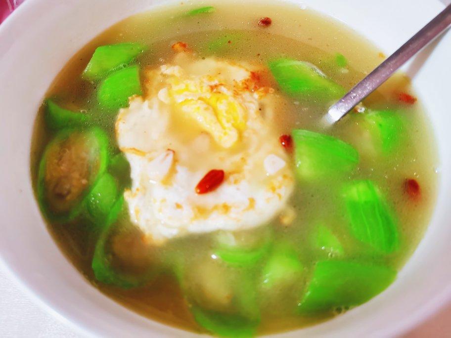 鲜掉眉❗️❗️好喝到哭的丝瓜煎蛋汤