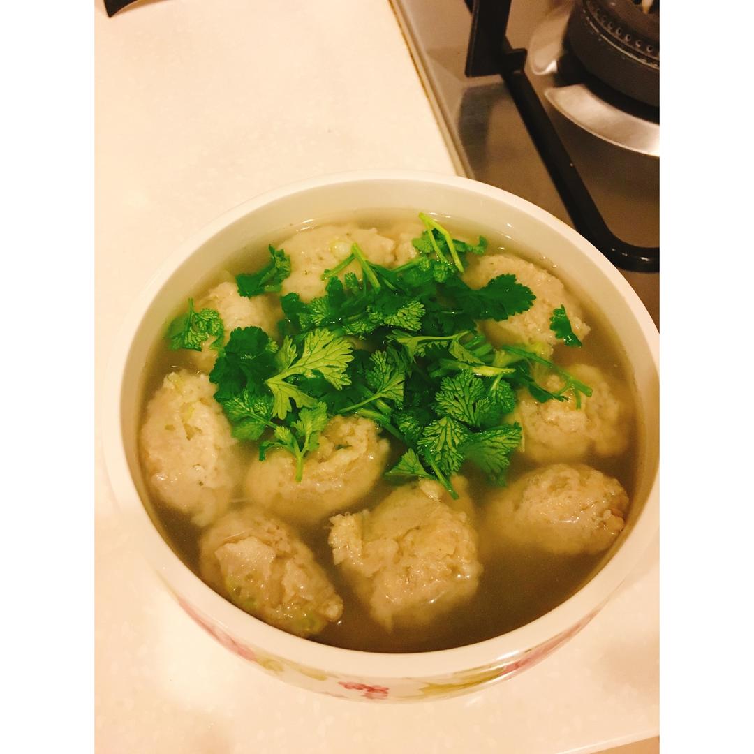 宝宝足月生做的黄花鱼丸汤