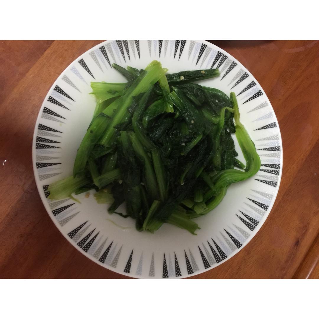 清炒油麦菜