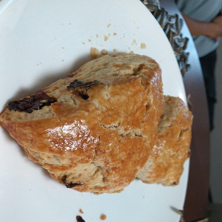 蔓越莓葡萄干司康