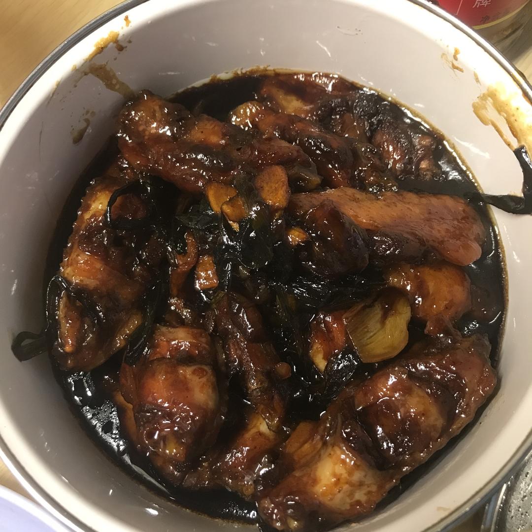 蜜汁烤鸡翅中