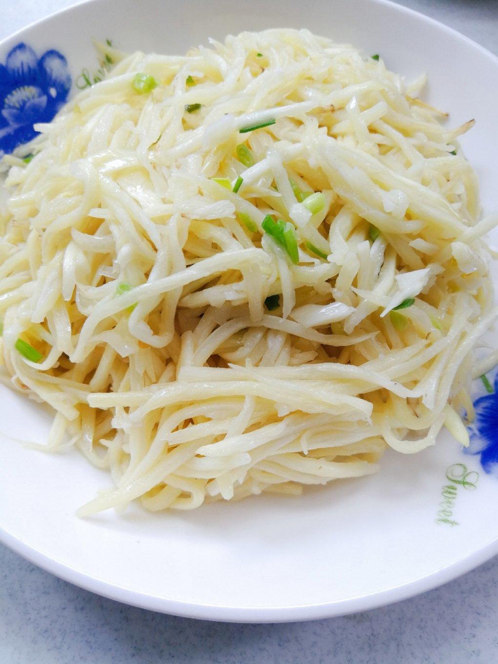 清炒茭白