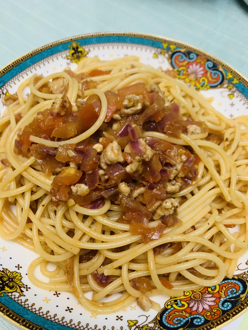 番茄肉酱意大利面