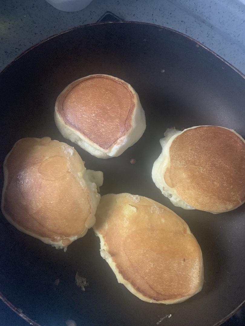 不用烤箱 15分钟无油低糖的舒芙蕾蛋糕松饼 🥞 蓬松绵软