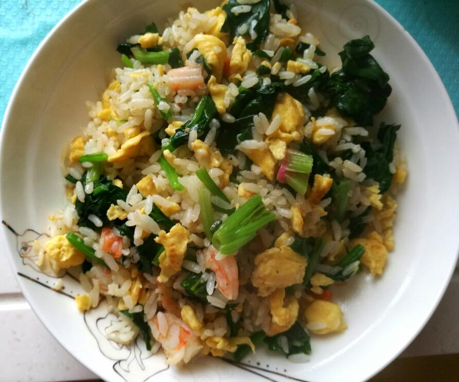 菠菜虾仁蛋炒饭