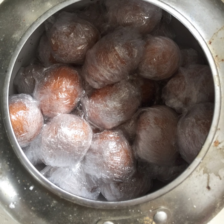 文文做的腌咸鸡蛋