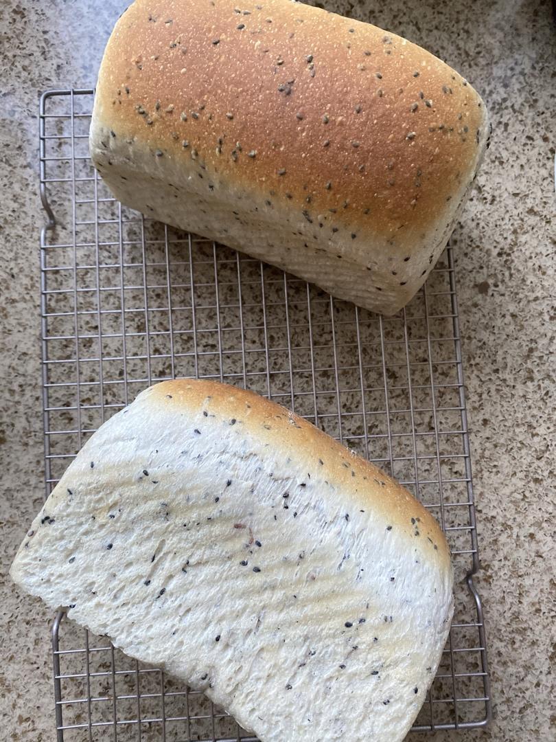 天然酵种黑芝麻吐司