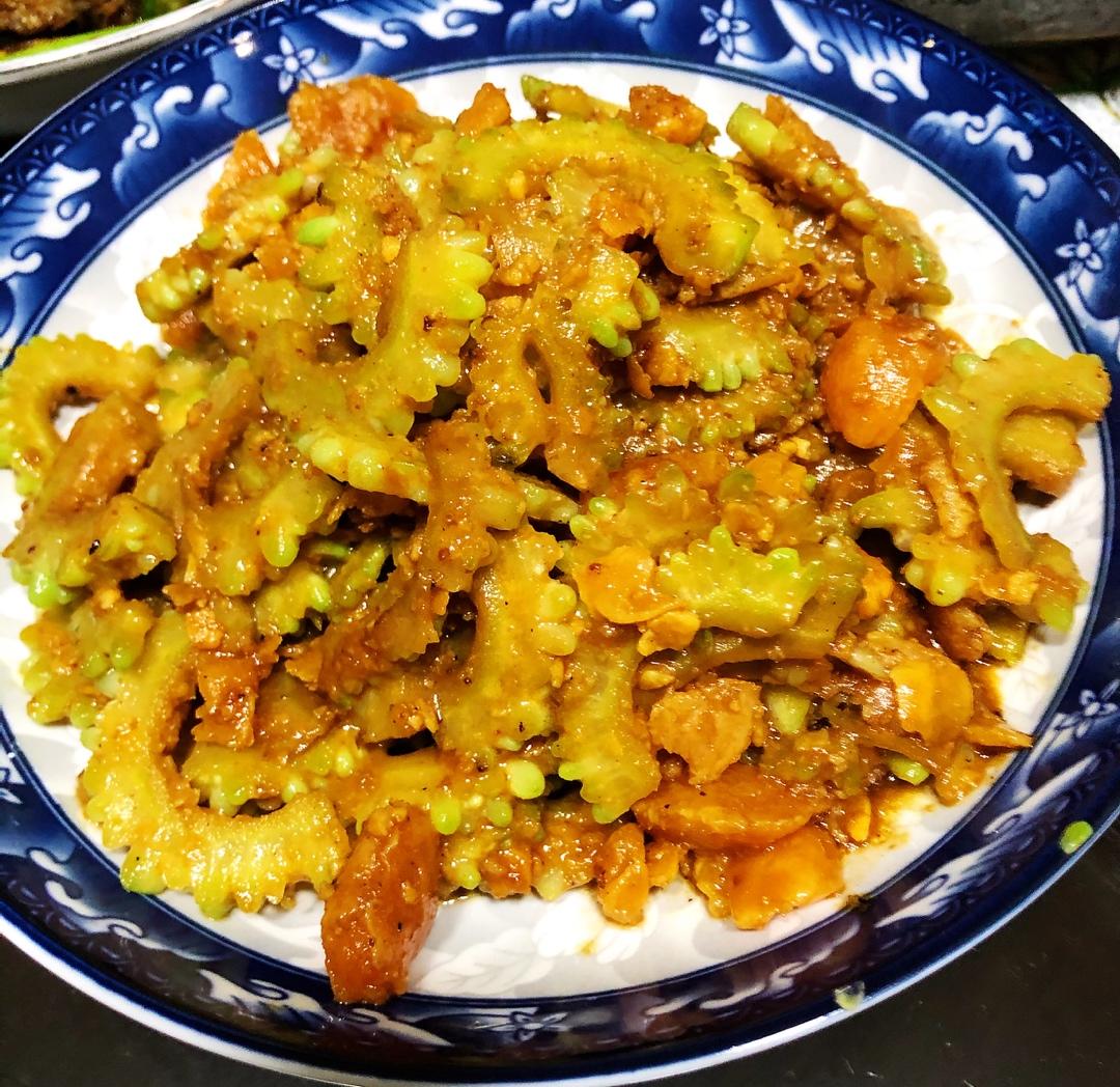 咸蛋黄苦瓜(台湾家常菜)
