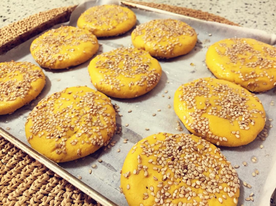 烤箱做南瓜饼（南瓜饼的做法）