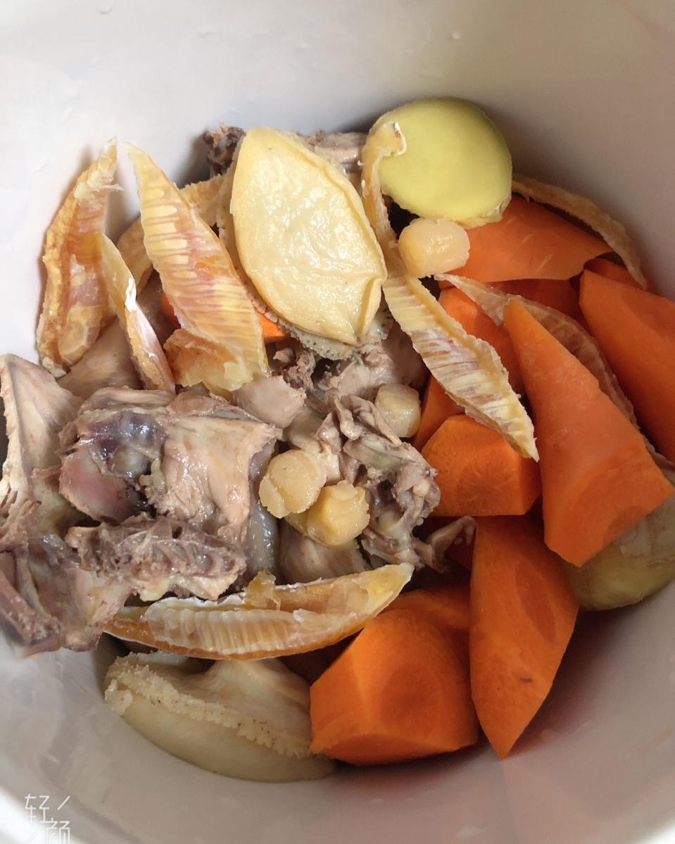 鱼翅鲍鱼干贝鸡汤