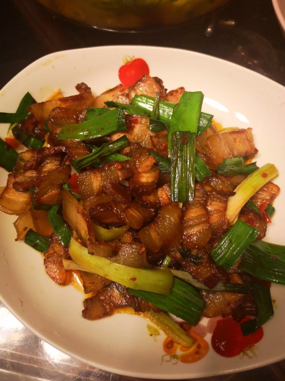 蒜苗炒腊肉