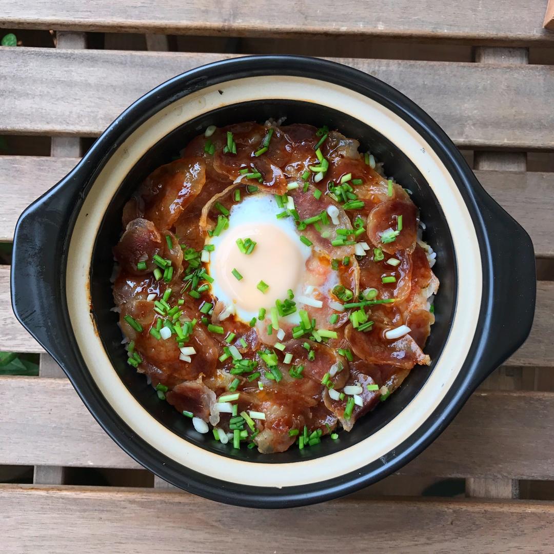 腊味砂锅饭