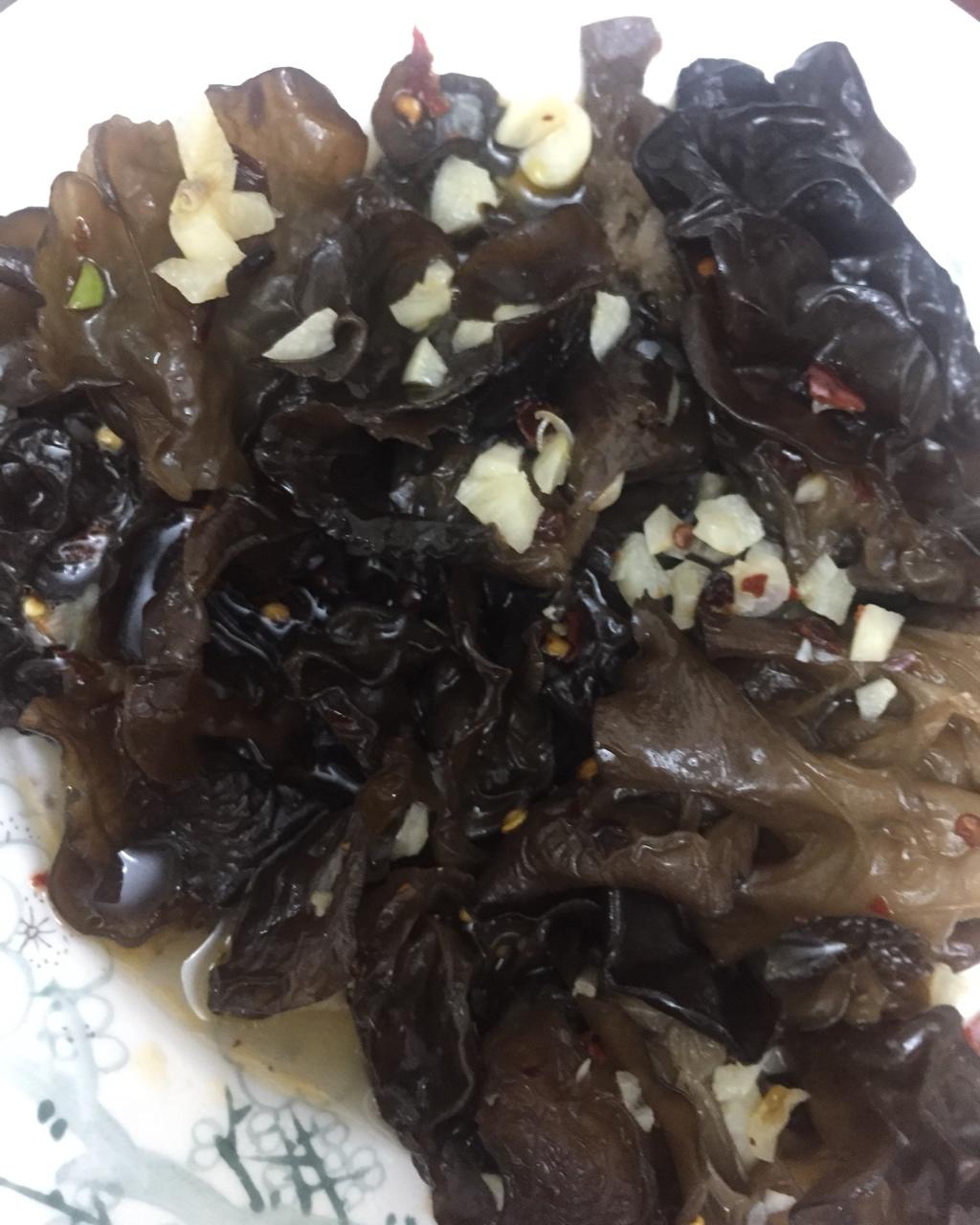 凉拌黑木耳