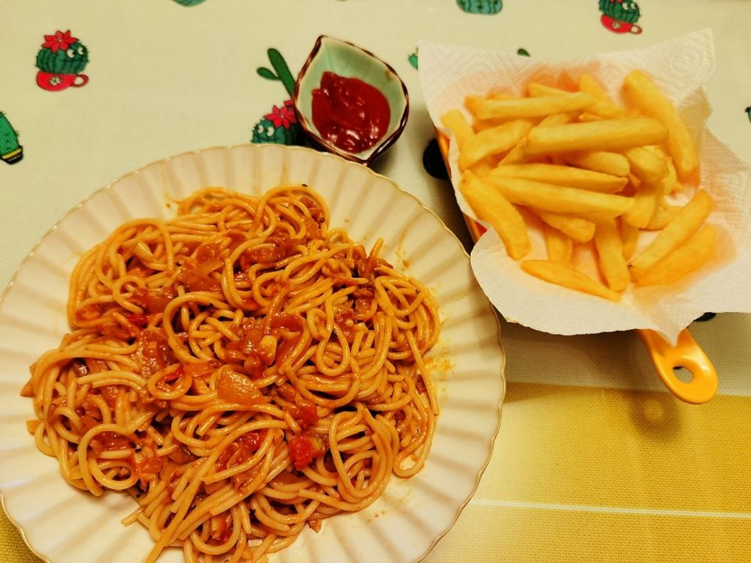 番茄肉酱意面