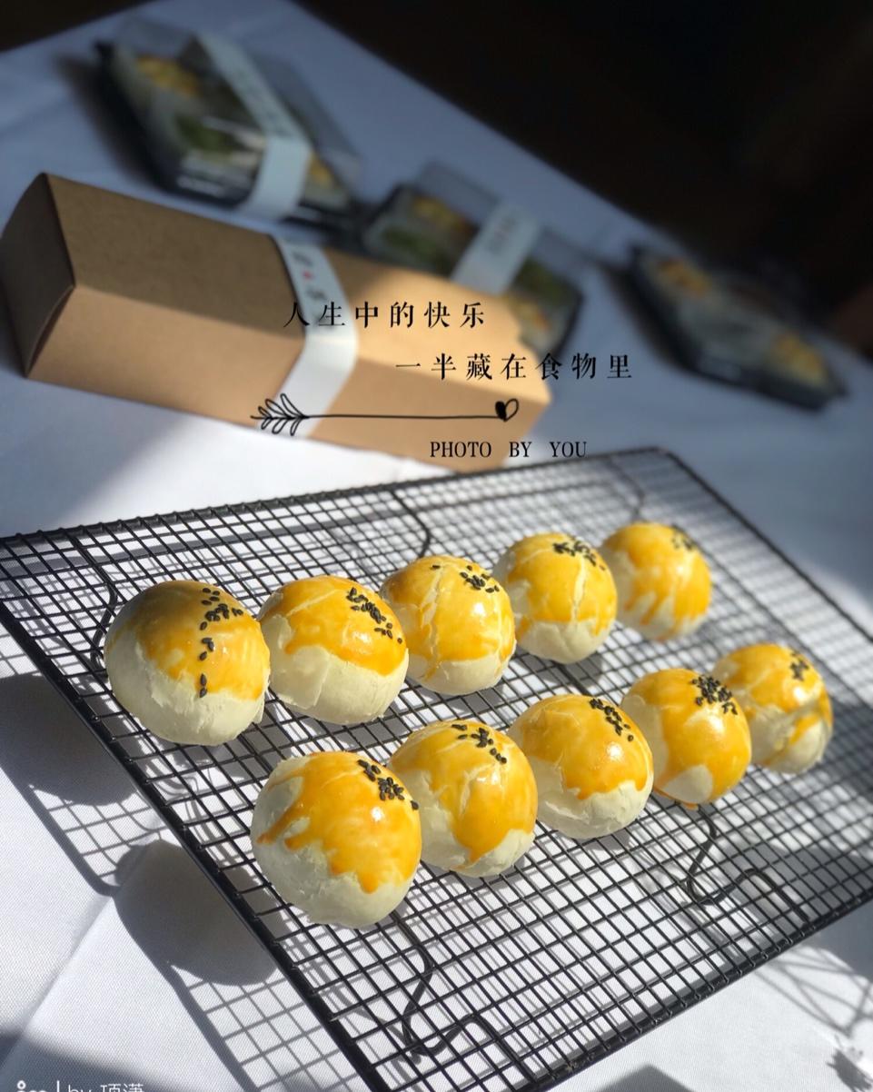 蛋黄酥
