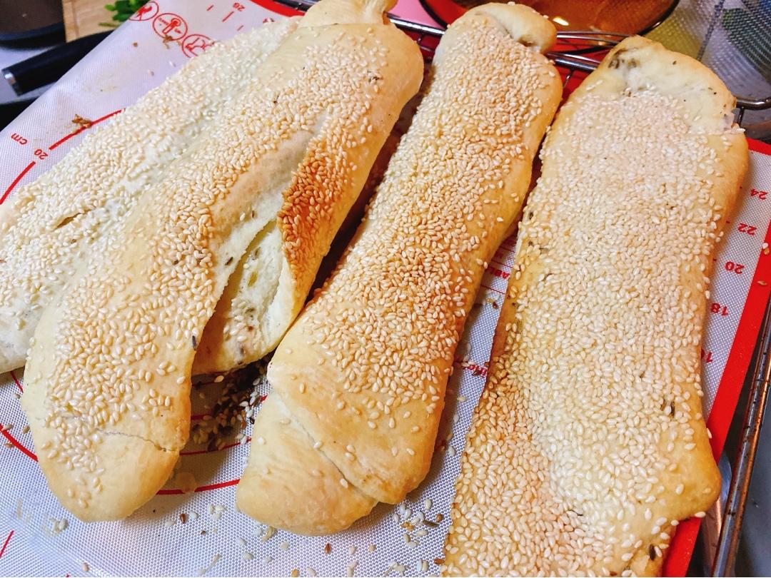 【小高姐】芝麻烧饼  满嘴留香的薄脆烧饼