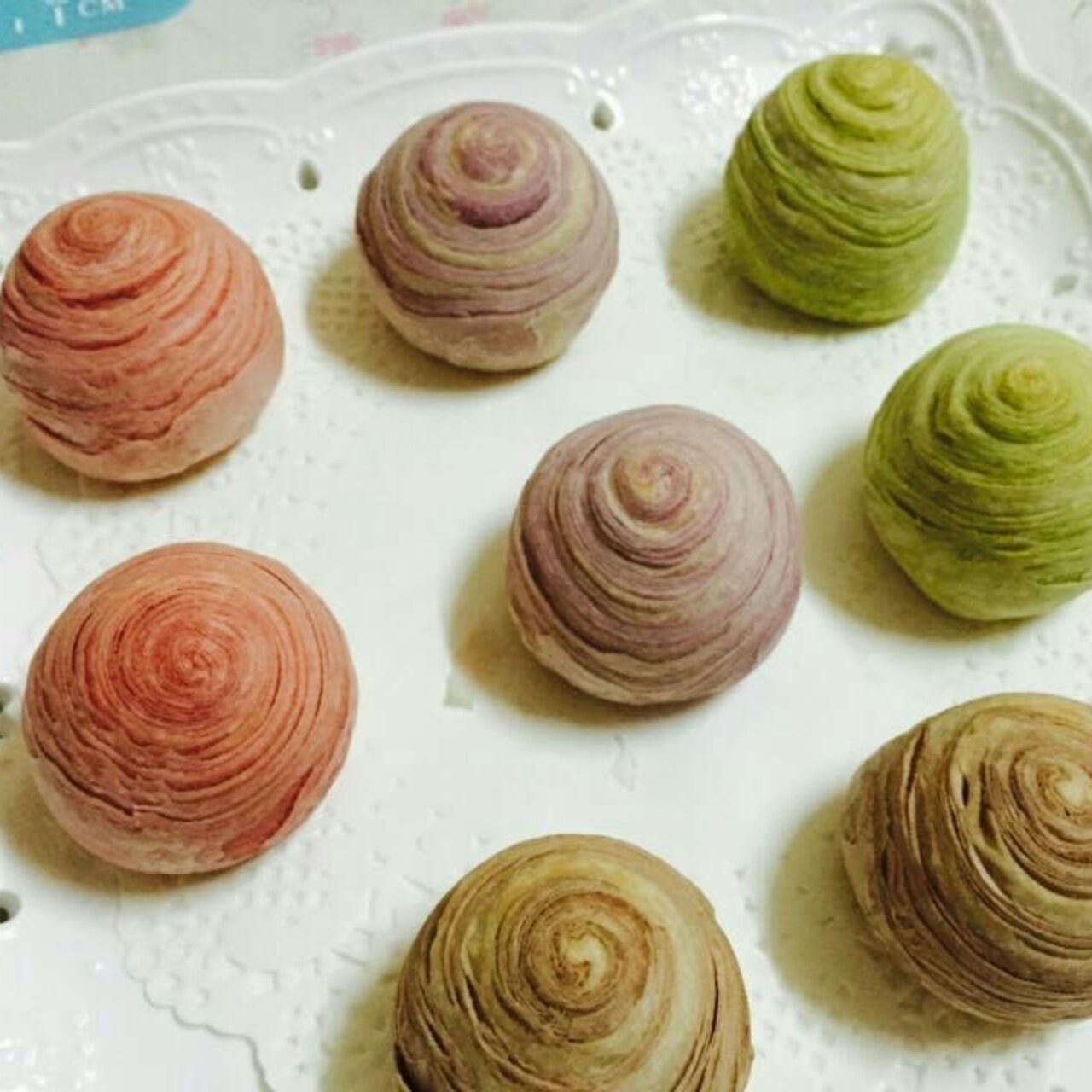 蛋黄酥~紫薯、抹茶、原味~花好月圆，中秋快乐~内附一次做六色蛋黄酥方法~