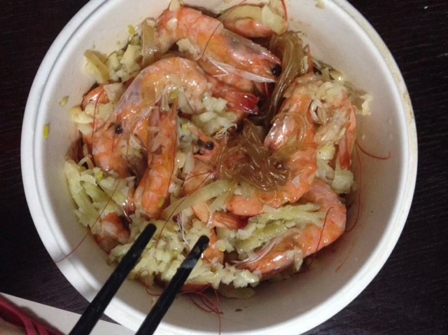 蒜蓉粉丝蒸虾
