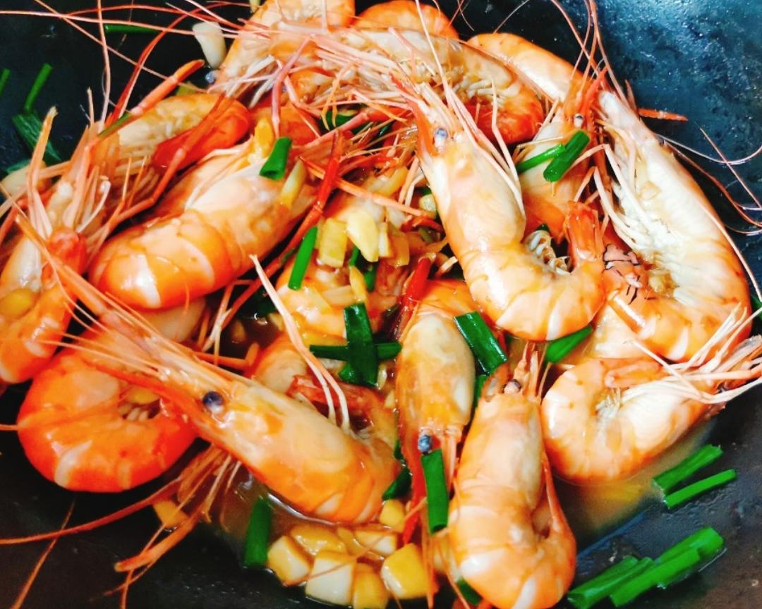 油爆沼虾的做法