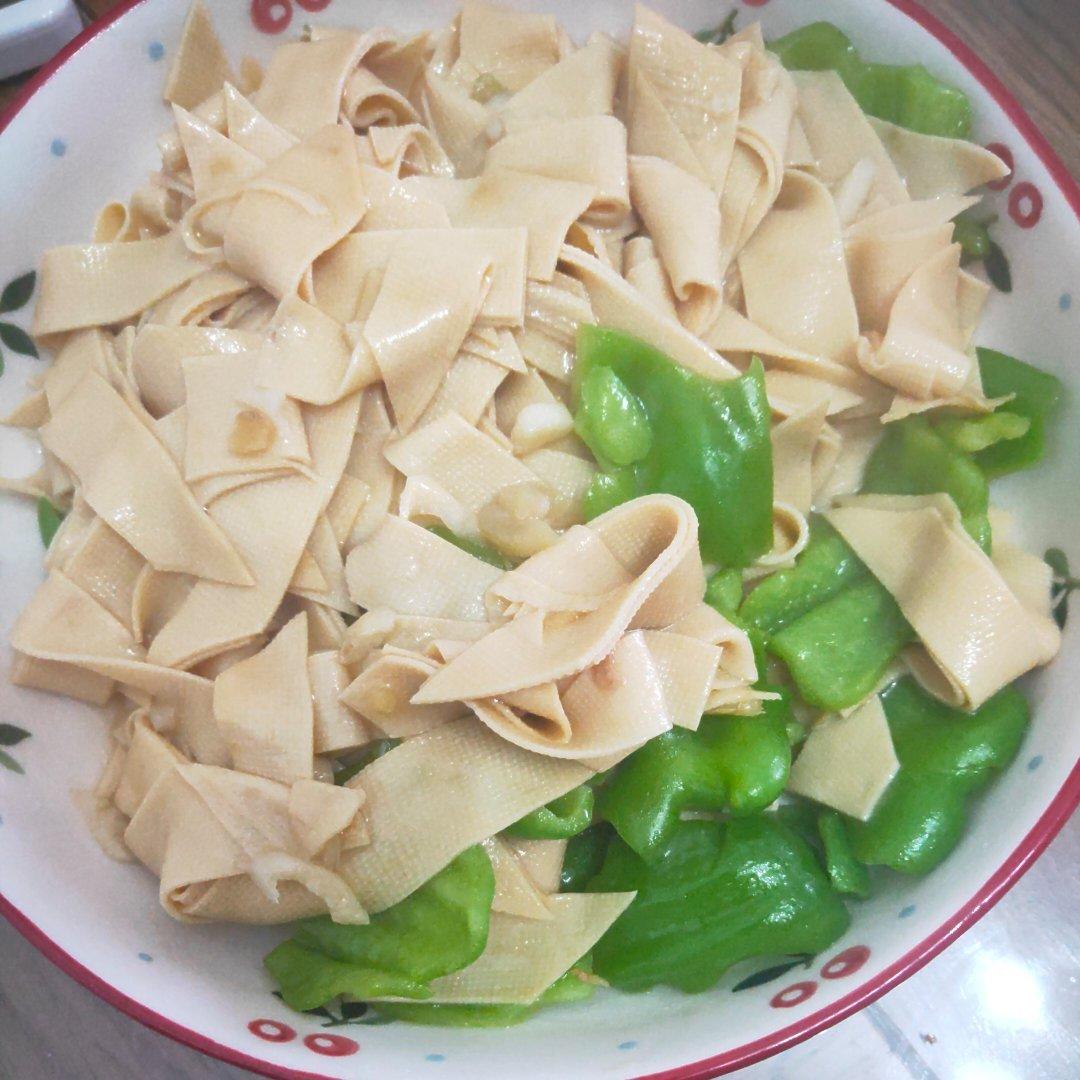 尖椒干豆腐
