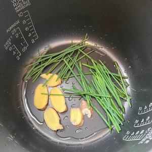 电饭锅版整鸡🍗的做法 步骤2