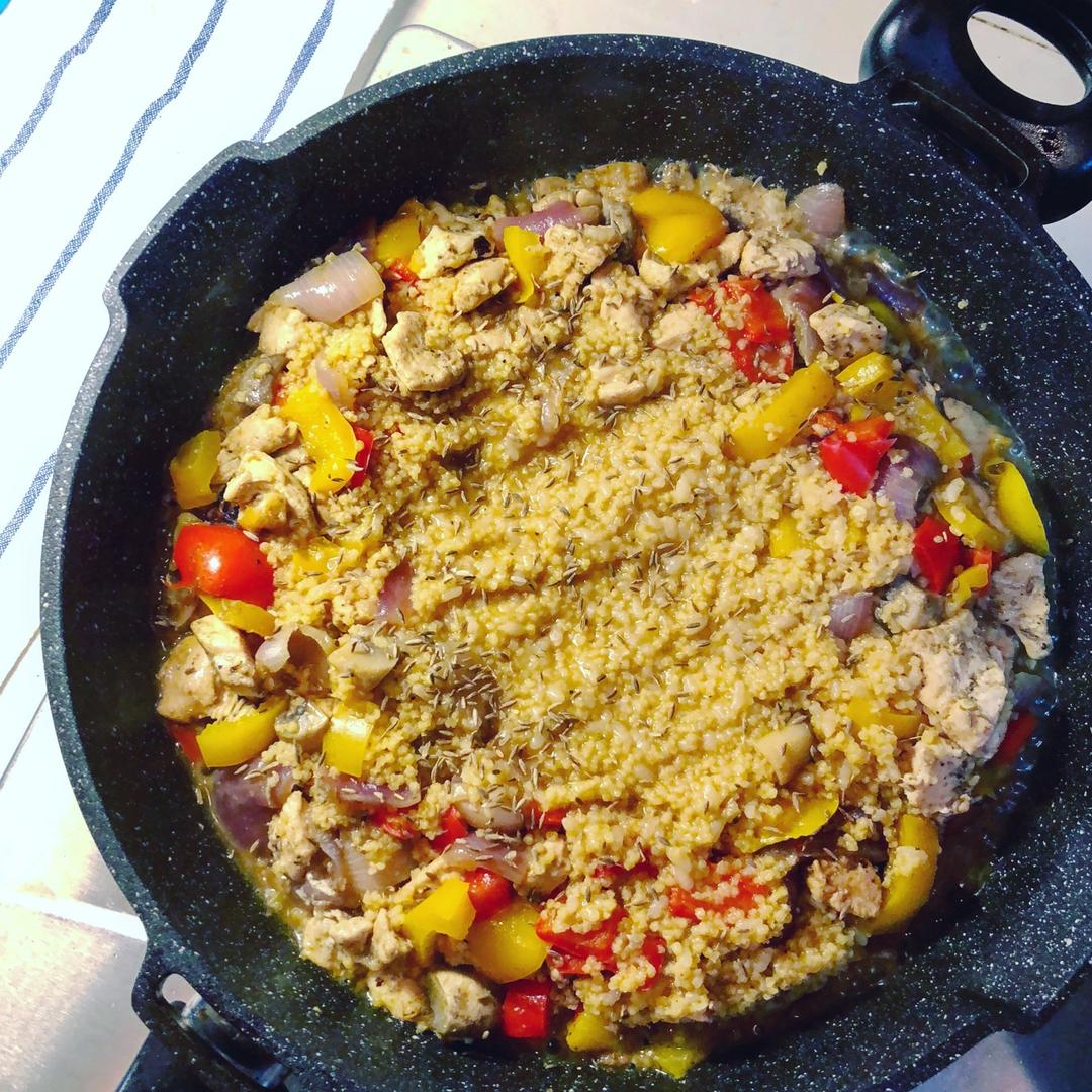 【健康三餐】香喷喷孜然鸡肉闷饭