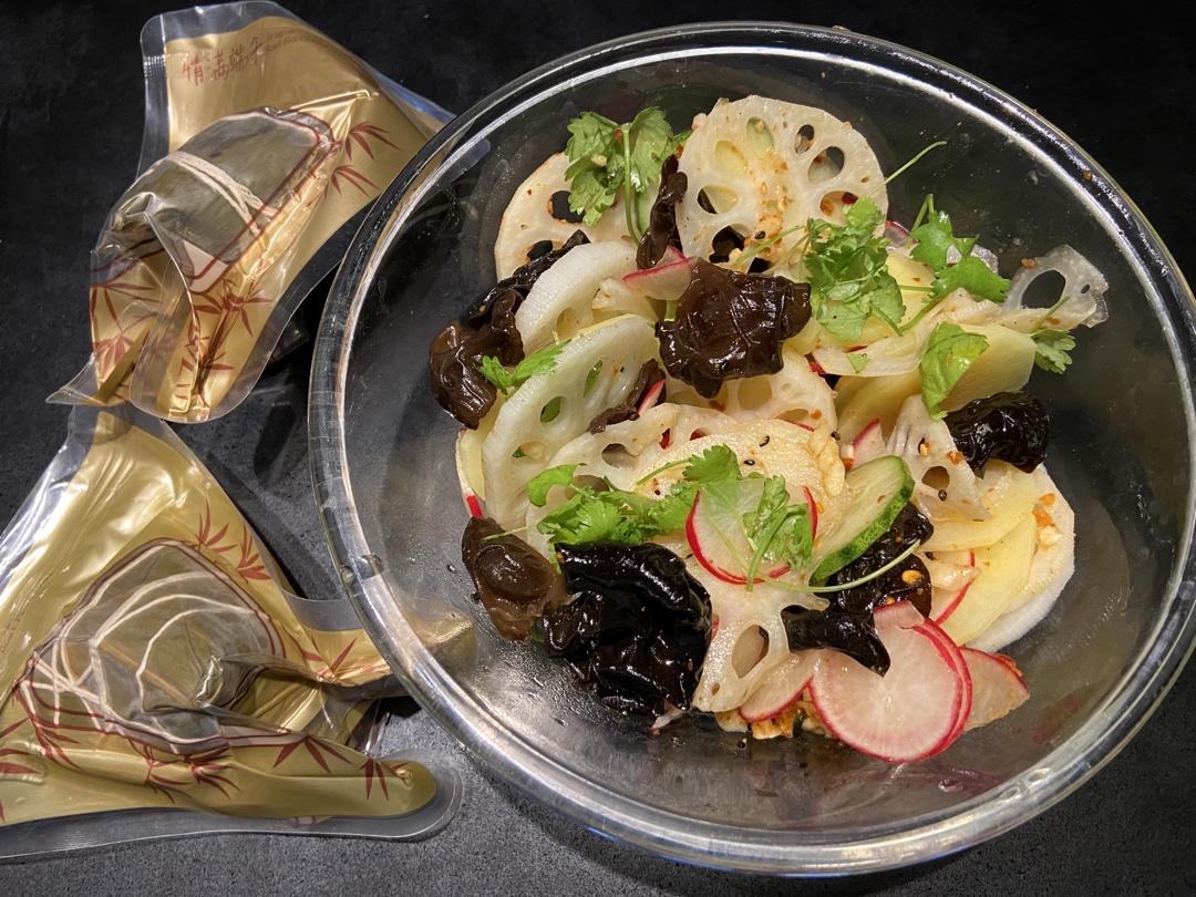 健脾开胃的凉拌木耳藕片