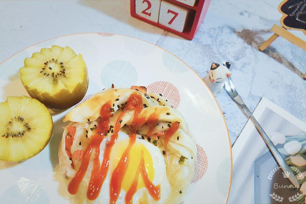 花环烤蛋手抓饼