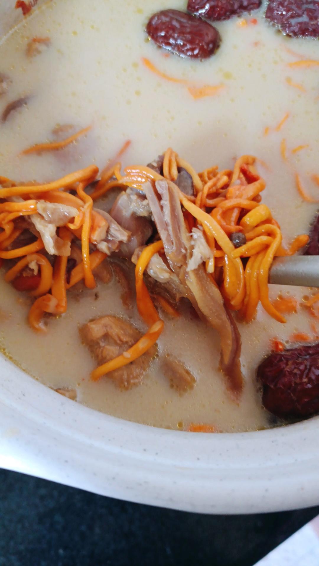 〈胡椒猪肚鸡汤〉，我超级喜欢的味道，欣小厨 😏