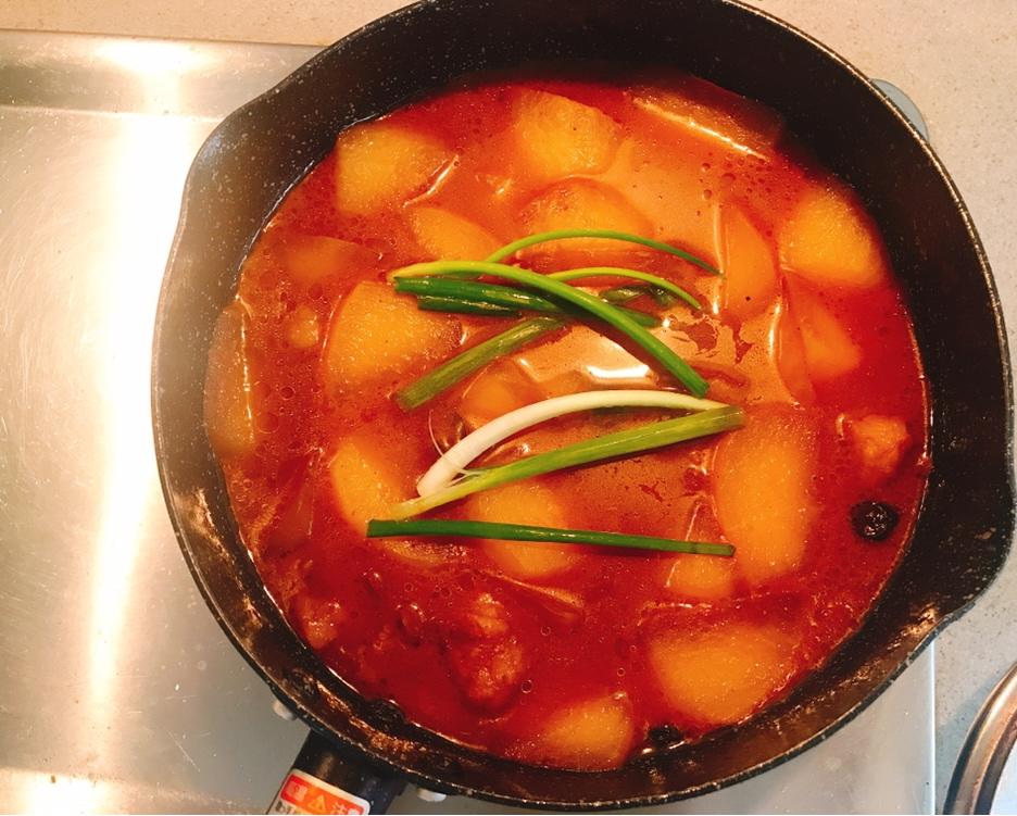 萝卜牛腩煲