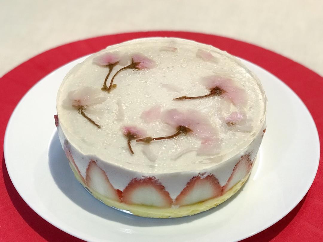 樱花巧克力草莓慕斯蛋糕（6寸）