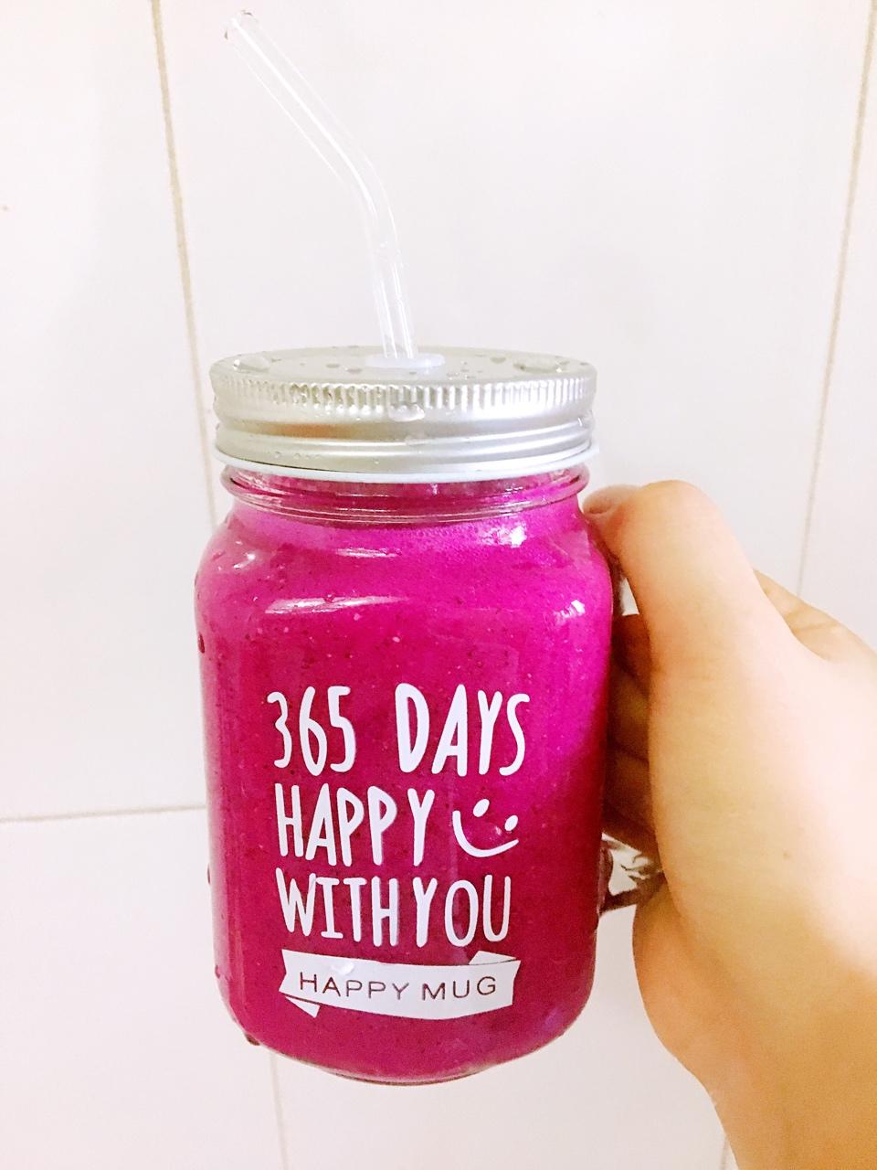 养乐多火龙果汁～