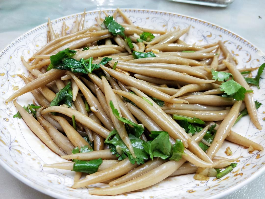 【凉拌莜面鱼鱼的做法步骤图,怎么做好吃】aimee_发胖的蒲公英_下厨房