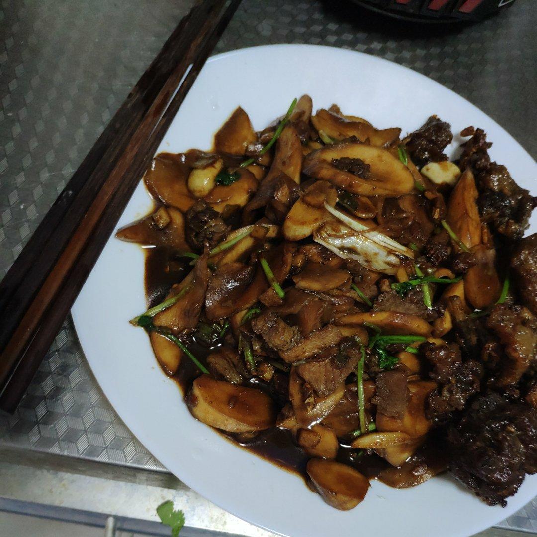 肉炒杏鲍菇